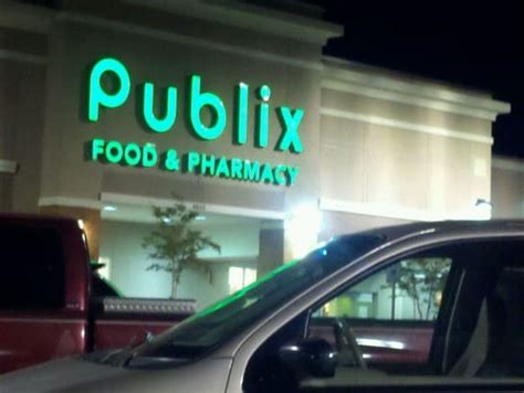 Publix dothan - A southern favorite for groceries, Publix Super Market at Northside Mall is conveniently located in Dothan, AL. Open 7 days a week, we offer in-store shopping, grocery …